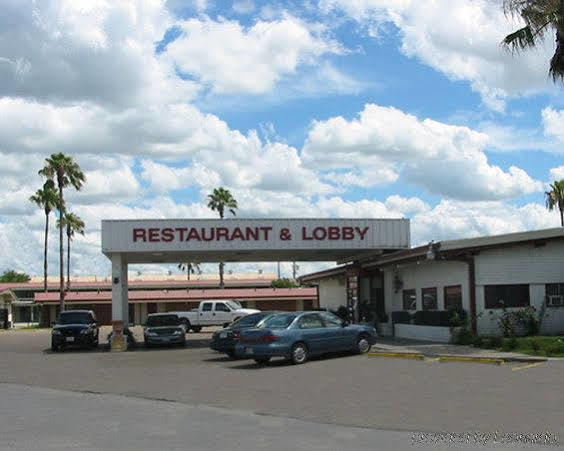 Oyo Hotel Alice Tx Hwy 281 West Esterno foto